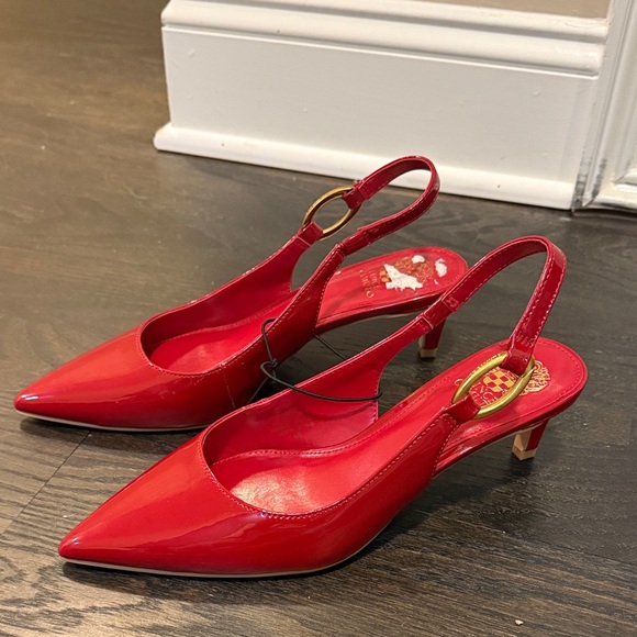 Vince Camuto Kemrie Red Patent Leather Slingback Kitten Heels - Picture 2 of 6